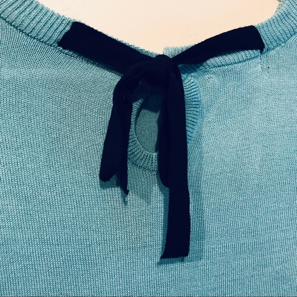 Adorable Turquoise “Kiss me Quick” Sweater! - Picture 3 of 7